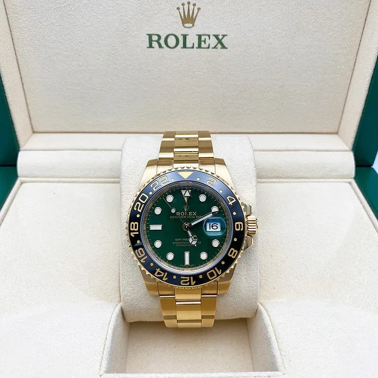 GMT-Master II 40mm 116718 Green Dial
