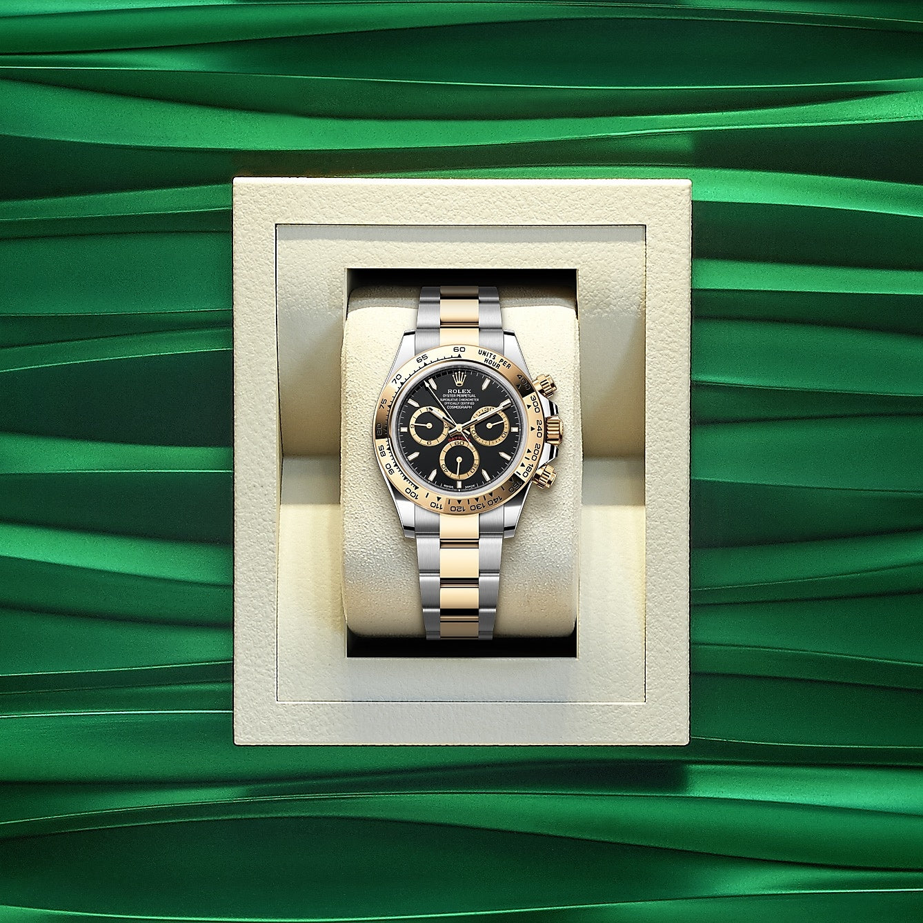 Cosmograph Daytona 40mm, Oystersteel and 18k Yellow Gold, Ref# 126503-0003