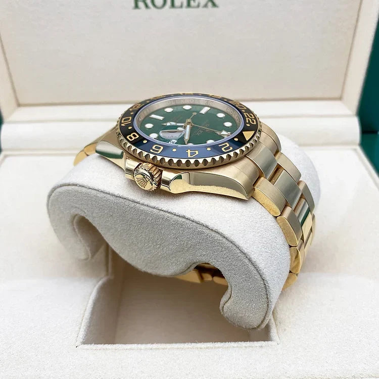 GMT-Master II 40mm 116718 Green Dial