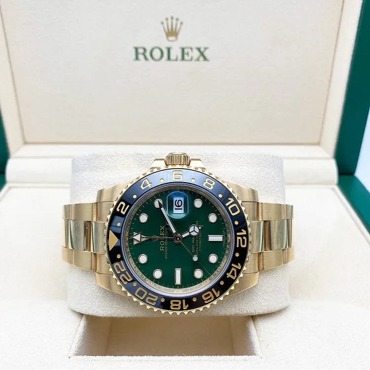 GMT-Master II 40mm 116718 Green Dial