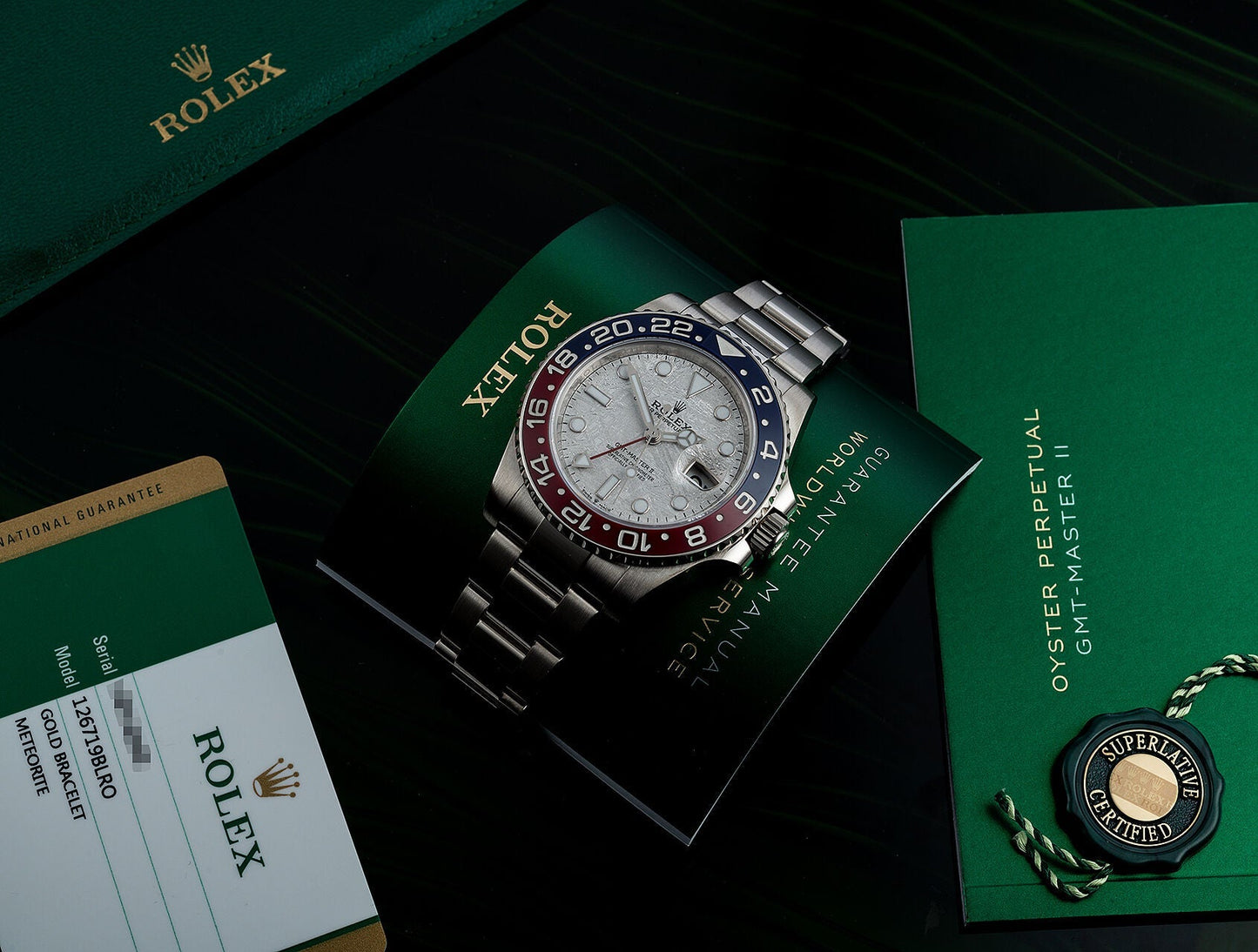GMT-MASTER II  Oyster, 40 mm, white gold M126719BLRO-0002