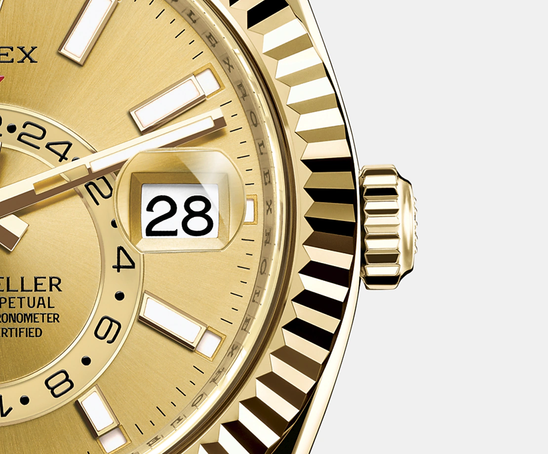 Sky-Dweller 42mm, 18k Yellow Gold, Oysterflex, Ref# 326238-0007