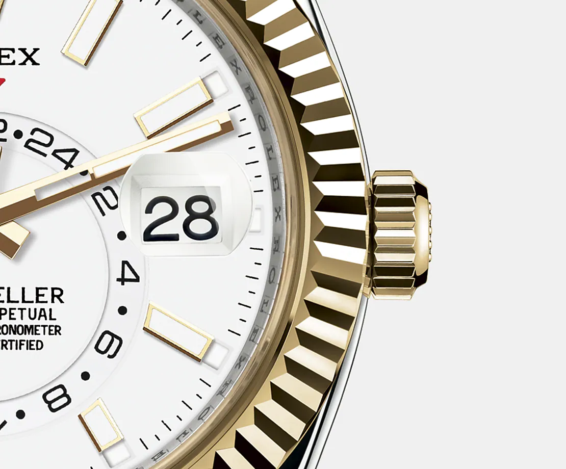 Sky-Dweller 42mm, Oystersteel and 18k Yellow Gold, Ref# 326933-0009