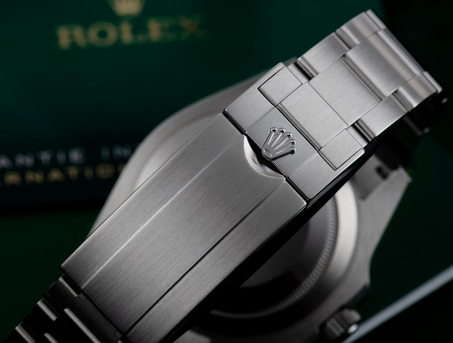 Submariner Date Oyster, 41 mm, Oystersteel m126610lv-0002 “Starbucks”